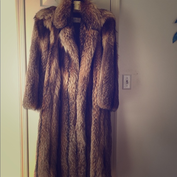 Full Length Authentic Beaver Fur Coat - Picture 1 of 2
